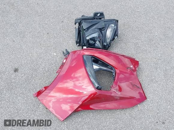 2019 Chevrolet Blazer Premier with VIN 3GNKBFRS0KS694315, listed as a IAAI auction lot 42528210 with 41,126 mi miles and . Bid and sale history available at DreamBid. Image 12.