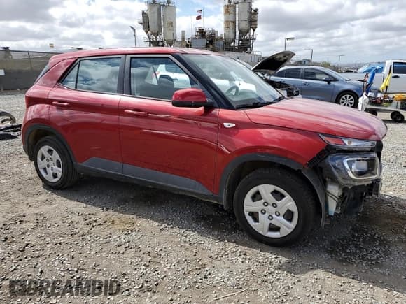 ✅ 2020 Hyundai Venue SE • VIN: KMHRB8A36LU017189 • Lot: 56701375. Listed on Copart with 27,896 mi. Free auction sales archive from the USA and detailed vehicle history report at DreamBid. Image 4.