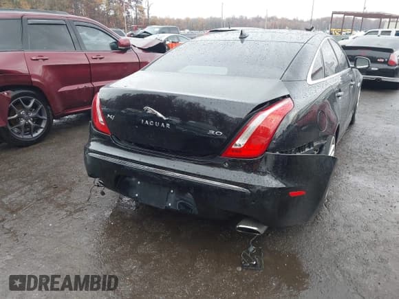 ✅ 2013 Jaguar XJ • VIN: SAJWA1C78D8V58290 • Lot: 43534028. Listed on IAAI with 79,199 mi. Free auction sales archive from the USA and detailed vehicle history report at DreamBid. Image 6.