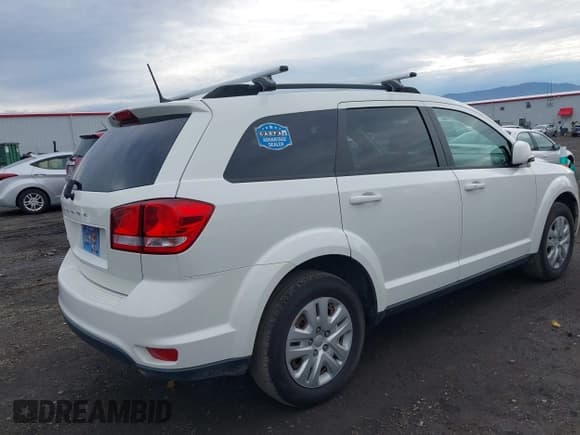 ✅ 2019 Dodge Journey SE • VIN: 3C4PDCBG9KT731580 • Lot: 43704869. Wystawiony na IAAI z przebiegiem 103 041 mil. Bezpłatny archiwum sprzedaży aukcyjnych z USA i szczegółowy raport historii pojazdu na DreamBid. Zdjęcie 4.