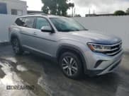 ✅ 2022 Volkswagen Atlas SE • VIN: 1V2DP2CA2NC501943 • Lot: 51181225. Listed on Copart with 70,604 mi. Free auction sales archive from the USA and detailed vehicle history report at DreamBid. Image 4.