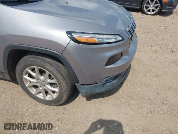 ✅ 2018 Jeep Cherokee Latitude • VIN: 1C4PJLCB6JD566636 • Лот: 42946155. Опубликован ранее на IAAI с пробегом Не указан. Бесплатный доступ к архиву аукционных продаж из США и подробный отчёт об истории автомобиля на DreamBid. Изображение 6.