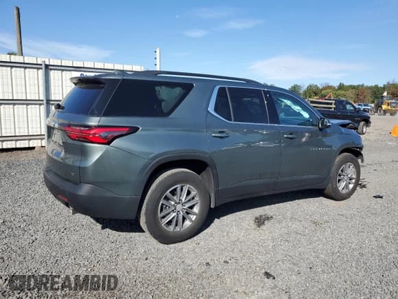 ✅ 2023 Chevrolet Traverse LT Cloth • VIN: 1GNERGKW2PJ146126 • Lot: 80157385. Wystawiony na Copart z przebiegiem 47 698 mil. Bezpłatny archiwum sprzedaży aukcyjnych z USA i szczegółowy raport historii pojazdu na DreamBid. Zdjęcie 3.