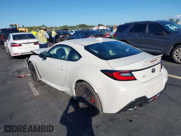 ✅ 2025 Toyota 86 Premium • VIN: JF1ZNBE19S8755437 • Лот: 43448598. Опубликован ранее на IAAI с пробегом 2 577 миль. Бесплатный доступ к архиву аукционных продаж из США и подробный отчёт об истории автомобиля на DreamBid. Изображение 3.