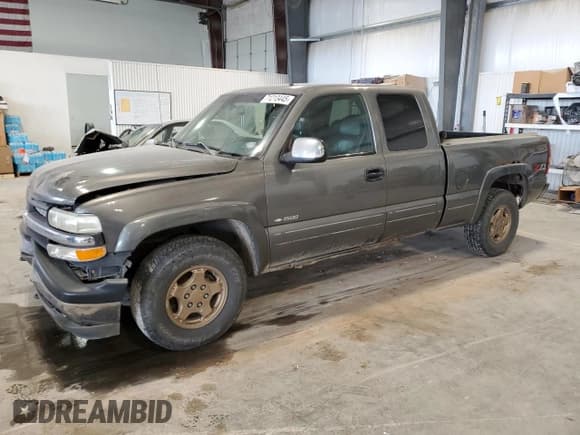 ✅ 2002 Chevrolet Silverado 1500 LS • VIN: 2GCEK19T121335326 • Лот: 71213445. Опубликован ранее на Copart с пробегом 183 009 миль. Бесплатный доступ к архиву аукционных продаж из США и подробный отчёт об истории автомобиля на DreamBid. Изображение 1.