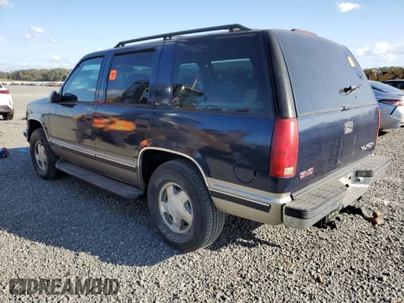 ✅ 1998 GMC Yukon • VIN: 1GKEK13R6WJ706204 • Lot: 77577074. Listed on Copart with 186,023 mi. Free auction sales archive from the USA and detailed vehicle history report at DreamBid. Image 2.