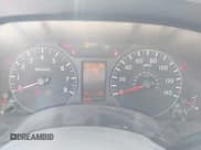 ✅ 2014 Nissan NV S • VIN: 5BZBF0AA8EN161690 • Lot: 43548083. Wystawiony na IAAI z przebiegiem 177 128 mil. Bezpłatny archiwum sprzedaży aukcyjnych z USA i szczegółowy raport historii pojazdu na DreamBid. Zdjęcie 7.