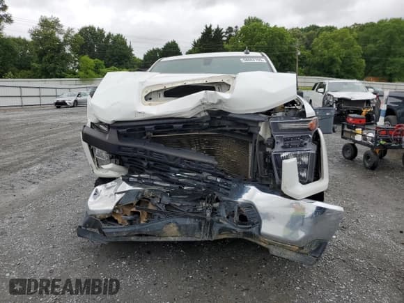 ✅ 2021 Chevrolet Silverado 1500 • VIN: 1GB4WLE75MF306707 • Лот: 58062155. Опубликован ранее на Copart с пробегом 75 299 миль. Бесплатный доступ к архиву аукционных продаж из США и подробный отчёт об истории автомобиля на DreamBid. Изображение 5.