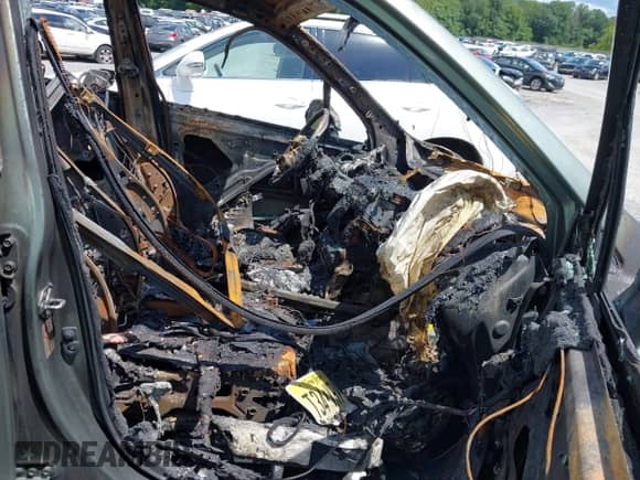 2015 Subaru Forester Premium с VIN JF2SJADC0FH431109, выставлен на аукционе IAAI как лот 42959042 с пробегом Не указан миль и . История ставок и продаж доступна на DreamBid. Изображение 5.