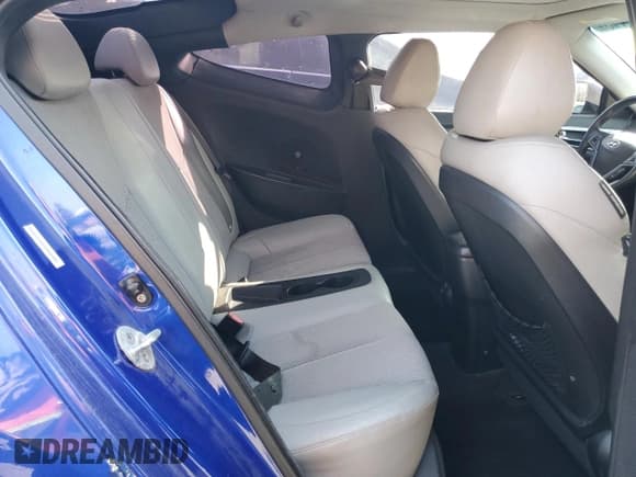 ✅ 2012 Hyundai Veloster w/Gray Int • VIN: KMHTC6AD8CU036424 • Lot: 45939445. Wystawiony na Copart z przebiegiem 119 470 mil. Bezpłatny archiwum sprzedaży aukcyjnych z USA i szczegółowy raport historii pojazdu na DreamBid. Zdjęcie 10.