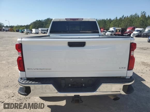 ✅ 2021 Chevrolet Silverado 1500 • VIN: 1GC4WPE70MF115201 • Лот: 43813045. Опубликован ранее на Copart с пробегом 83 971 миль. Бесплатный доступ к архиву аукционных продаж из США и подробный отчёт об истории автомобиля на DreamBid. Изображение 6.