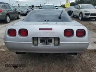 1996 Chevrolet Corvette z VIN 1G1YY22PXT5112838, wystawiony jako Copart lot #75089234 z przebiegiem 70 163 mil mil oraz Nie do naprawy • Non repairable. Historia ofert i sprzedaży dostępna na DreamBid. Obrazek 6.