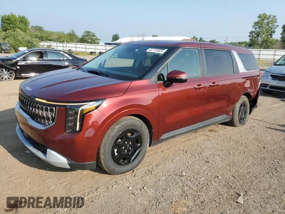 ✅ 2025 Kia Carnival LXS • VIN: KNDNB5K39S6462092 • Lot: 64713465. Wystawiony na Copart z przebiegiem 8 460 mil. Bezpłatny archiwum sprzedaży aukcyjnych z USA i szczegółowy raport historii pojazdu na DreamBid. Zdjęcie 1.