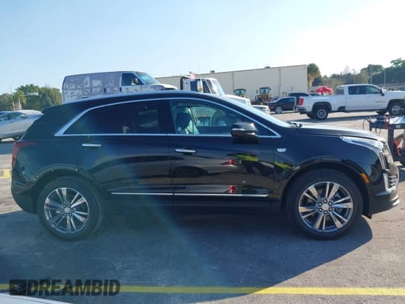 ✅ 2025 Cadillac XT5 AWD Premium Luxury • VIN: 1GYKNDRS0SZ123523 • Lot: 41451823. Listed on IAAI with 5 mi. Free auction sales archive from the USA and detailed vehicle history report at DreamBid. Image 13.