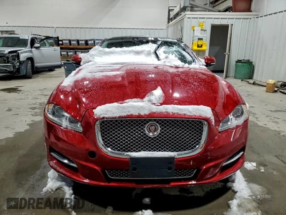 ✅ 2015 Jaguar XJ Portfolio • VIN: SAJWJ2GD9F8V84972 • Lot: 96822895. Listed on Copart with Not provided. Free auction sales archive from the USA and detailed vehicle history report at DreamBid. Image 5.