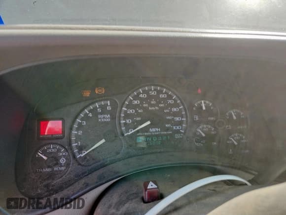 ✅ 1999 Chevrolet Silverado 2500 LT • VIN: 1GCGK29U5XE229796 • Lot: 85539885. Wystawiony na Copart z przebiegiem 216 018 mil. Bezpłatny archiwum sprzedaży aukcyjnych z USA i szczegółowy raport historii pojazdu na DreamBid. Zdjęcie 9.