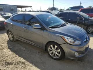✅ 2013 Hyundai Accent GLS • VIN: KMHCU4AE8DU562421 • Лот: 81387214. Опубликован ранее на Copart с пробегом 116 238 миль. Бесплатный доступ к архиву аукционных продаж из США и подробный отчёт об истории автомобиля на DreamBid. Изображение 4.