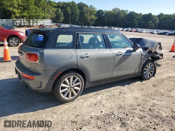 ✅ 2017 MINI Clubman Cooper S • VIN: WMWLU5C53H2E81626 • Лот: 71477585. Опубликован ранее на Copart с пробегом 74 489 миль. Бесплатный доступ к архиву аукционных продаж из США и подробный отчёт об истории автомобиля на DreamBid. Изображение 3.
