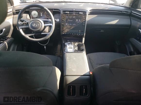 ✅ 2022 Hyundai Tucson SEL Convenience • VIN: KM8JFCA12NU017079 • Lot: 68020304. Wystawiony na Copart z przebiegiem 80 878 mil. Bezpłatny archiwum sprzedaży aukcyjnych z USA i szczegółowy raport historii pojazdu na DreamBid. Zdjęcie 8.