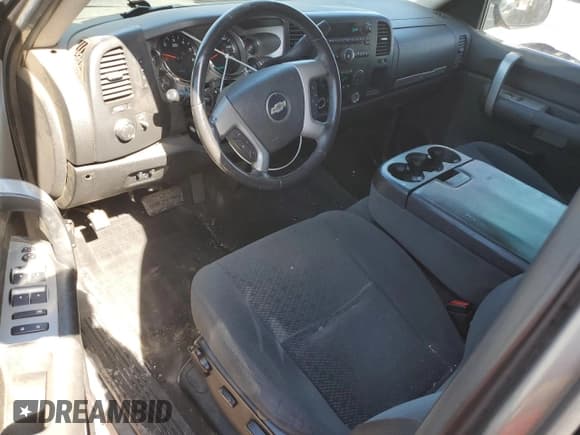 ✅ 2008 Chevrolet Silverado 1500 2LT • VIN: 2GCEC19Y381226500 • Lot: 45976675. Wystawiony na Copart z przebiegiem 174 233 mil. Bezpłatny archiwum sprzedaży aukcyjnych z USA i szczegółowy raport historii pojazdu na DreamBid. Zdjęcie 8.