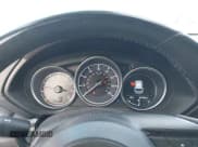 ✅ 2018 Mazda CX-5 Touring • VIN: JM3KFBCM3J0398105 • Lot: 43609194. Wystawiony na IAAI z przebiegiem 64 706 mil. Bezpłatny archiwum sprzedaży aukcyjnych z USA i szczegółowy raport historii pojazdu na DreamBid. Zdjęcie 7.