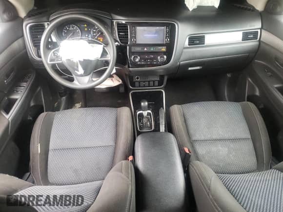 2018 Mitsubishi Outlander ES с VIN JA4AD2A35JZ033225, выставлен на аукционе Copart как лот 81101215 с пробегом 147 548 миль миль и Списание • Salvage title. История ставок и продаж доступна на DreamBid. Изображение 8.