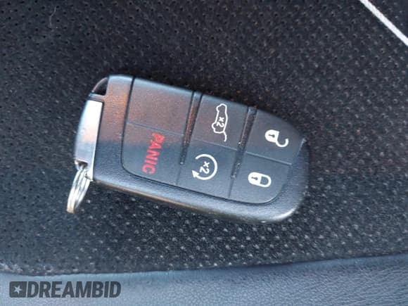 ✅ 2015 Jeep Grand Cherokee Altitude • VIN: 1C4RJFAG5FC720890 • Лот: 43306445. Опубликован ранее на IAAI с пробегом 206 262 миль. Бесплатный доступ к архиву аукционных продаж из США и подробный отчёт об истории автомобиля на DreamBid. Изображение 11.