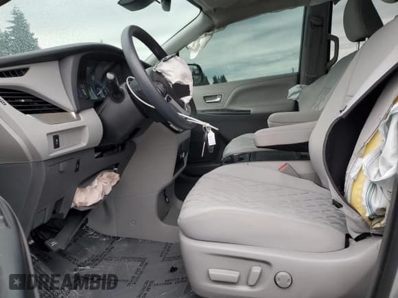 ✅ 2020 Toyota Sienna LE Auto Access Seat • VIN: 5TDKZ3DC2LS068886 • Лот: 86167765. Опубликован ранее на Copart с пробегом 122 962 миль. Бесплатный доступ к архиву аукционных продаж из США и подробный отчёт об истории автомобиля на DreamBid. Изображение 7.