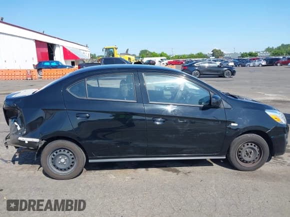 ✅ 2020 Mitsubishi Mirage ES • VIN: ML32F3FJ4LHF00893 • Lot: 42174947. Wystawiony na IAAI z przebiegiem 60 150 mil. Bezpłatny archiwum sprzedaży aukcyjnych z USA i szczegółowy raport historii pojazdu na DreamBid. Zdjęcie 13.