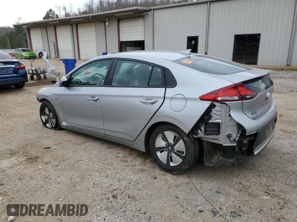 ✅ 2020 Hyundai Ioniq Blue • VIN: KMHC65LC1LU210839 • Lot: 46626885. Wystawiony na Copart z przebiegiem 122 866 mil. Bezpłatny archiwum sprzedaży aukcyjnych z USA i szczegółowy raport historii pojazdu na DreamBid. Zdjęcie 2.