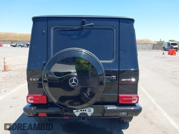 ✅ 2015 Mercedes-Benz G 63 AMG • VIN: WDCYC7DF3FX235410 • Lot: 42310739. Listed on IAAI with Not provided. Free auction sales archive from the USA and detailed vehicle history report at DreamBid. Image 17.