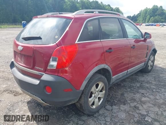 ✅ 2014 Chevrolet Captiva Sport LS • VIN: 3GNAL2EK9ES512297 • Lot: 42487576. Wystawiony na IAAI z przebiegiem 143 654 mil. Bezpłatny archiwum sprzedaży aukcyjnych z USA i szczegółowy raport historii pojazdu na DreamBid. Zdjęcie 4.
