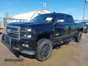 ✅ 2015 Chevrolet Silverado 1500 High Country • VIN: 3GCUKTEJ6FG272653 • Лот: 41820225. Опубликован ранее на IAAI с пробегом 130 953 миль. Бесплатный доступ к архиву аукционных продаж из США и подробный отчёт об истории автомобиля на DreamBid. Изображение 2.