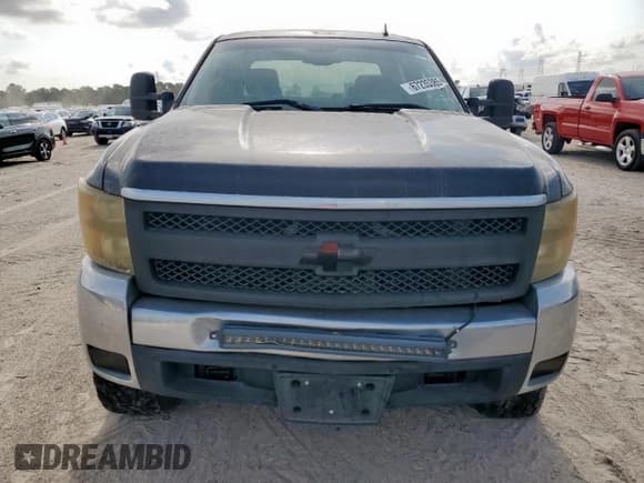 ✅ 2007 Chevrolet Silverado 2500HD 2LT • VIN: 1GCHK23687F506319 • Лот: 67235385. Опубликован ранее на Copart с пробегом 182 255 миль. Бесплатный доступ к архиву аукционных продаж из США и подробный отчёт об истории автомобиля на DreamBid. Изображение 5.