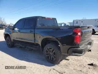 ✅ 2021 Chevrolet Silverado 1500 LT Trail Boss • VIN: 1GCPYFED6MZ442286 • Лот: 37856624. Размещён на Copart с пробегом 15 645 миль миль. Получите бесплатный доступ к архиву аукционных продаж из США и посмотрите подробный отчёт об истории автомобиля на DreamBid. Изображение 2.