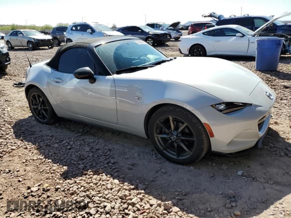 ✅ 2016 Mazda MX-5 Miata Club • VIN: JM1NDAC73G0107482 • Lot: 50266405. Wystawiony na Copart z przebiegiem 63 426 mil. Bezpłatny archiwum sprzedaży aukcyjnych z USA i szczegółowy raport historii pojazdu na DreamBid. Zdjęcie 4.