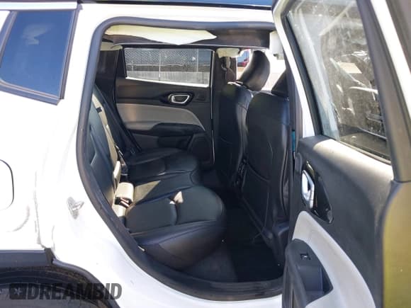 ✅ 2024 Jeep Compass Limited • VIN: 3C4NJDCN8RT105483 • Лот: 43197474. Опубликован ранее на IAAI с пробегом 34 141 миль. Бесплатный доступ к архиву аукционных продаж из США и подробный отчёт об истории автомобиля на DreamBid. Изображение 8.