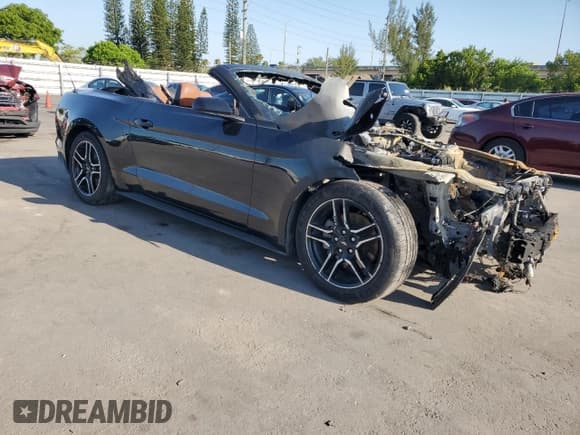 ✅ 2022 Ford Mustang EcoBoost • VIN: 1FATP8UH0N5103135 • Лот: 57227615. Опубликован ранее на Copart с пробегом Не указан. Бесплатный доступ к архиву аукционных продаж из США и подробный отчёт об истории автомобиля на DreamBid. Изображение 4.