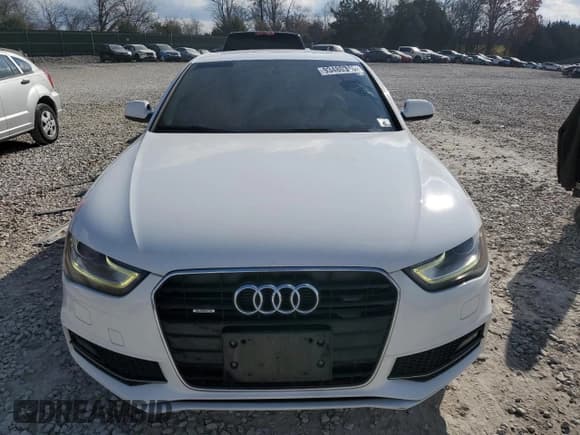 ✅ 2015 Audi A4 Premium Plus • VIN: WAUFFAFL2FN022820 • Лот: 93480315. Опубликован ранее на Copart с пробегом 110 119 миль. Бесплатный доступ к архиву аукционных продаж из США и подробный отчёт об истории автомобиля на DreamBid. Изображение 5.