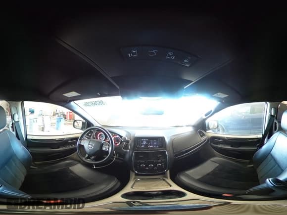 ✅ 2018 Dodge Grand Caravan SXT • VIN: 2C4RDGCG6JR264800 • Lot: 86268755. Listed on Copart with 102,551 mi. Free auction sales archive from the USA and detailed vehicle history report at DreamBid. Image 16.