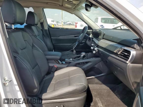 ✅ 2024 Kia Telluride SX • VIN: 5XYP54GCXRG544701 • Lot: 58526005. Listed on Copart with 7,969 mi. Free auction sales archive from the USA and detailed vehicle history report at DreamBid. Image 7.