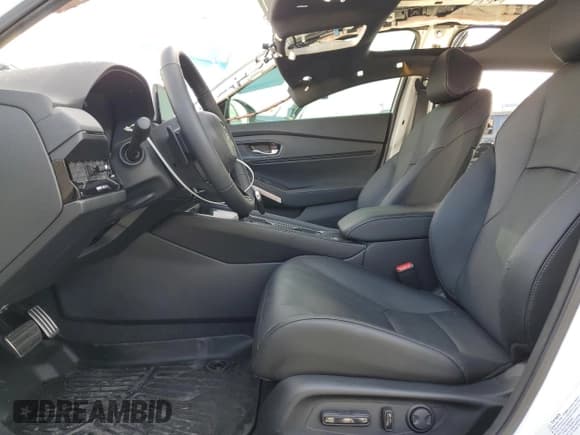 ✅ 2025 Honda Accord Sport-L • VIN: 1HGCY2F7XSA019272 • Lot: 87464005. Wystawiony na Copart z przebiegiem 11 532 mil. Bezpłatny archiwum sprzedaży aukcyjnych z USA i szczegółowy raport historii pojazdu na DreamBid. Zdjęcie 7.