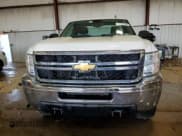 ✅ 2014 Chevrolet Silverado 2500HD Work Truck • VIN: 1GC0KVCGXEF115404 • Lot: 47121805. Wystawiony na Copart z przebiegiem 96 454 mil. Bezpłatny archiwum sprzedaży aukcyjnych z USA i szczegółowy raport historii pojazdu na DreamBid. Zdjęcie 5.