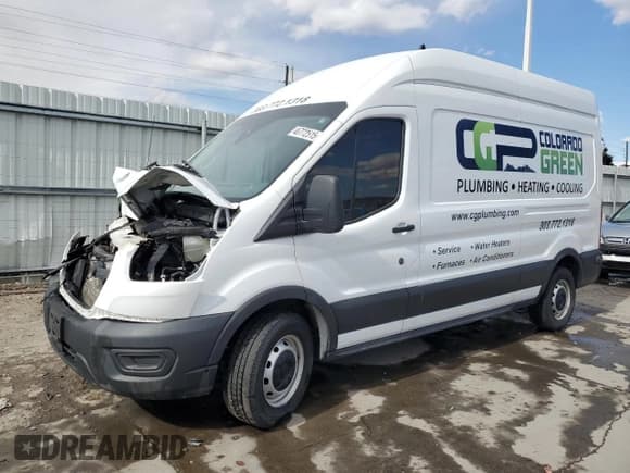 ✅ 2020 Ford Transit Cargo • VIN: 1FTBR1XG9LKB78778 • Lot: 46772515. Wystawiony na Copart z przebiegiem 64 396 mil. Bezpłatny archiwum sprzedaży aukcyjnych z USA i szczegółowy raport historii pojazdu na DreamBid. Zdjęcie 1.