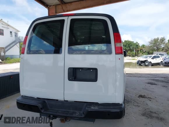 ✅ 2016 Chevrolet Express Cargo • VIN: 1GCWGAFF5G1332057 • Lot: 42539613. Listed on IAAI with 138,428 mi. Free auction sales archive from the USA and detailed vehicle history report at DreamBid. Image 16.