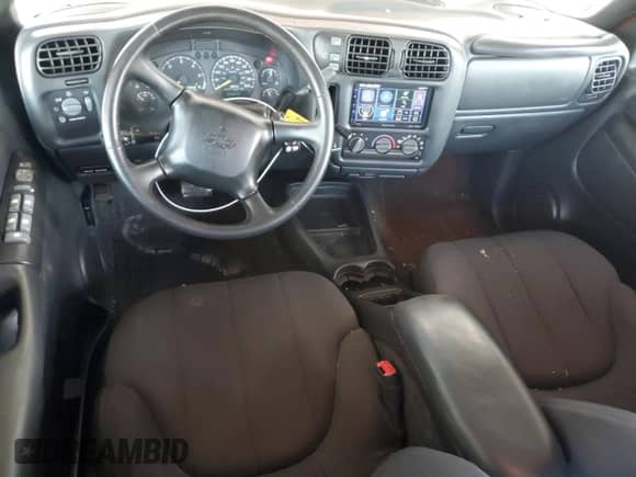 2004 Chevrolet S-10 LS с VIN 1GCDT13X24K105902, выставлен на аукционе Copart как лот 74472704 с пробегом 98 922 миль миль и Списание • Salvage title. История ставок и продаж доступна на DreamBid. Изображение 8.