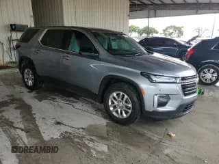 ✅ 2023 Chevrolet Traverse LS • VIN: 1GNERFKW8PJ210227 • Lot: 73453854. Wystawiony na Copart z przebiegiem 41 546 mil. Bezpłatny archiwum sprzedaży aukcyjnych z USA i szczegółowy raport historii pojazdu na DreamBid. Zdjęcie 4.