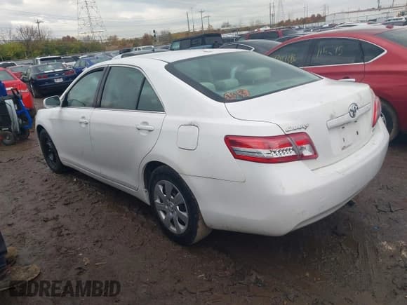 ✅ 2011 Toyota Camry LE • VIN: 4T4BF3EK0BR156040 • Лот: 43708272. Опубликован ранее на IAAI с пробегом 228 314 миль. Бесплатный доступ к архиву аукционных продаж из США и подробный отчёт об истории автомобиля на DreamBid. Изображение 3.