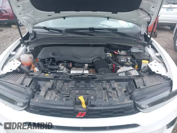 2024 Dodge Hornet R/T z VIN ZACPDFCW8R3A33462, wystawiony jako IAAI lot #42623447 z przebiegiem 19 731 mil mil oraz . Historia ofert i sprzedaży dostępna na DreamBid. Obrazek 10.