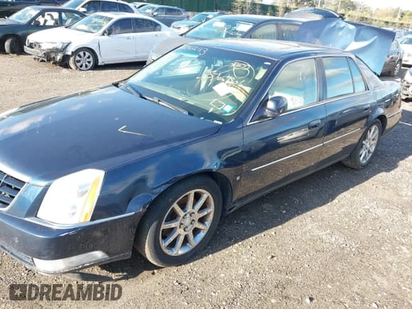 ✅ 2006 Cadillac DTS 1SE • VIN: 1G6KD57966U151010 • Lot: 42142113. Wystawiony na IAAI z przebiegiem Nie podano. Bezpłatny archiwum sprzedaży aukcyjnych z USA i szczegółowy raport historii pojazdu na DreamBid. Zdjęcie 2.